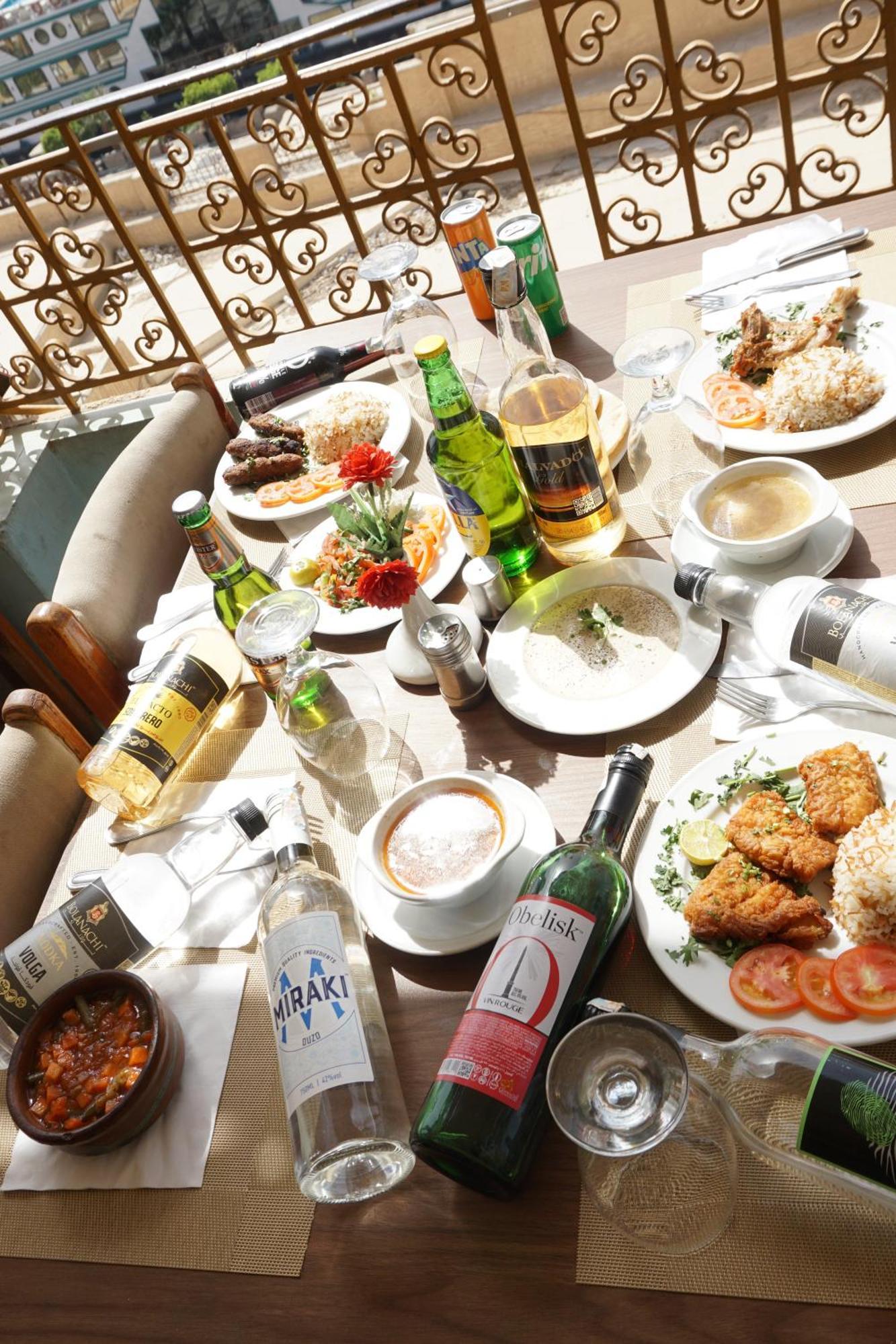 Merry Land & Roof Nile Restaurant Hotel 2*