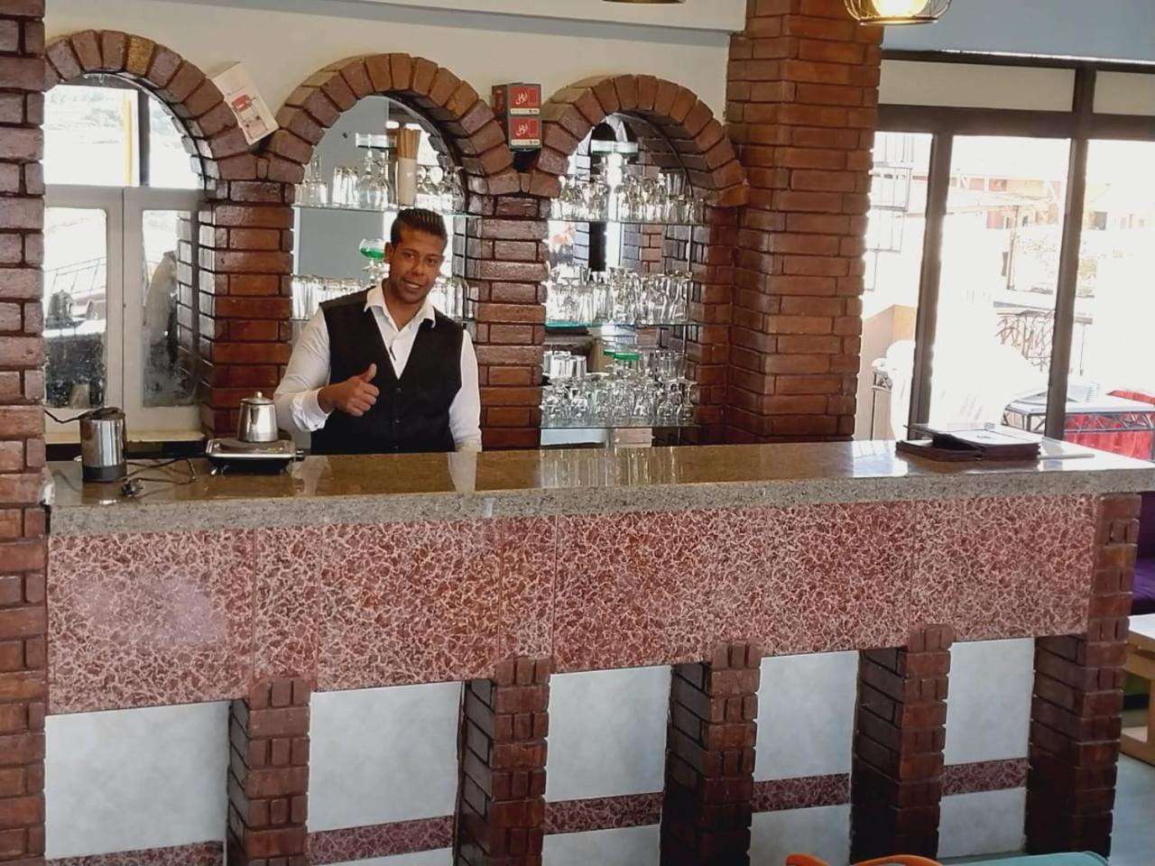 Merry Land & Roof Nile Restaurant 2* Luxor