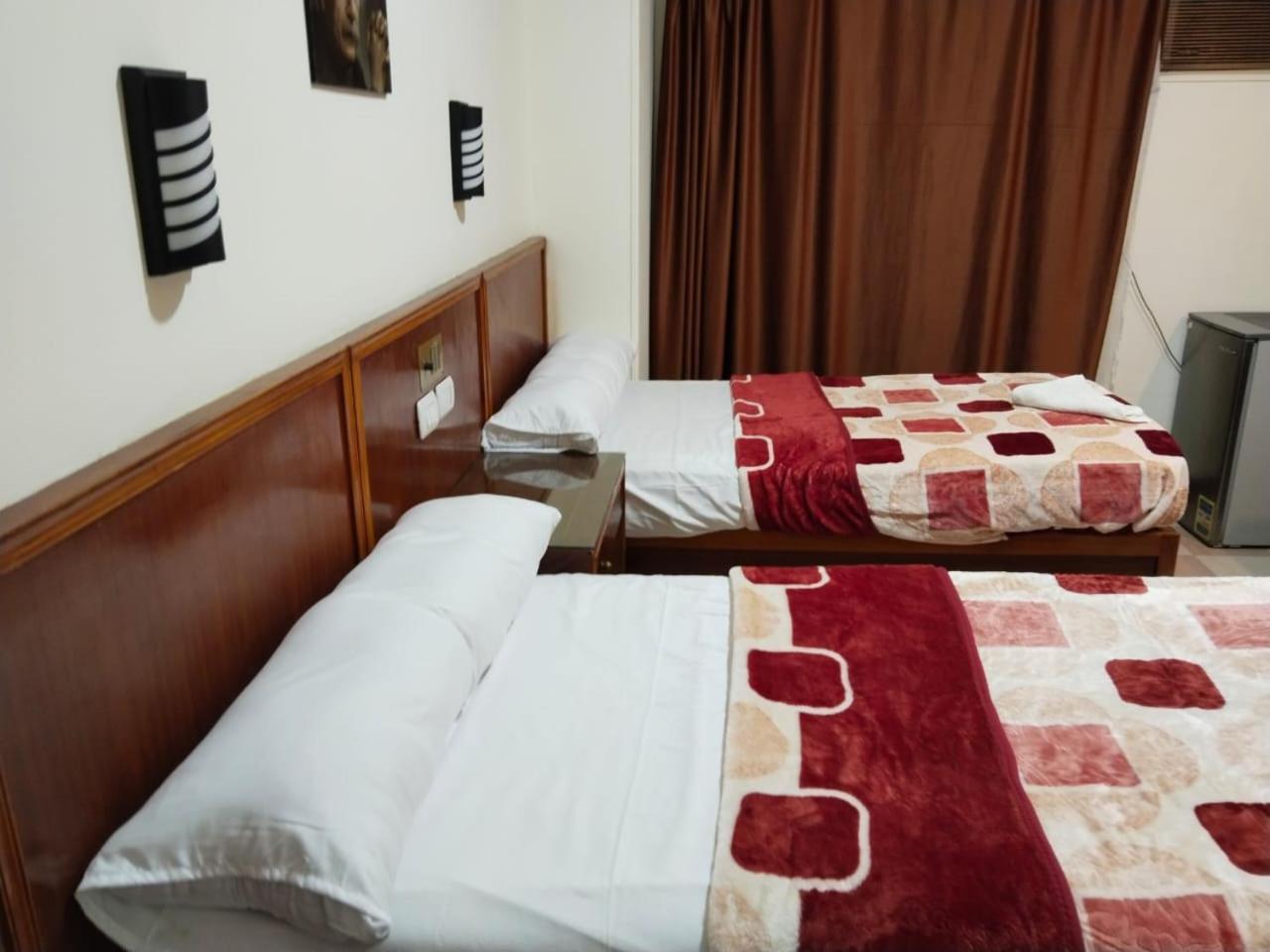 Hotel Merry Land & Roof Nile Restaurant 2*