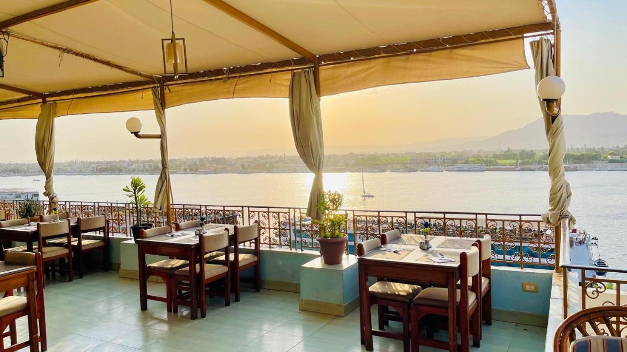 Merry Land & Roof Nile Restaurant 2* Luxor